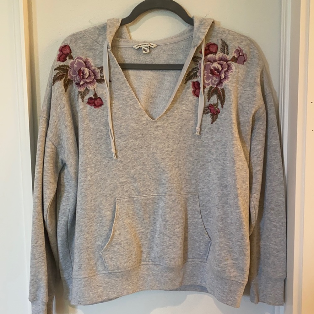 American Eagle embroidered hoodie